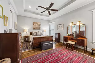 218 E 27th St, Houston, TX 77008 - Photo 16
