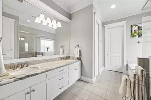 218 E 27th St, Houston, TX 77008 - Photo 18
