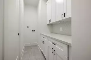 5709 Feagan St, Houston, TX 77007 - Photo 36