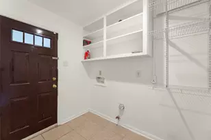 5623 Dumfries Dr, Houston, TX 77096 - Photo 32