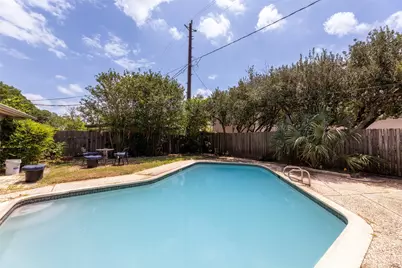 5623 Dumfries Drive, Houston, TX 77096 - Photo 36