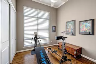 2211 Briarglen Dr, Houston, TX 77027 - Photo 12