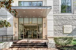 2211 Briarglen Dr, Houston, TX 77027 - Photo 1