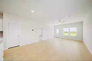 7815 Ruth Ravine Ct, Spring, TX 77379 - Photo 6