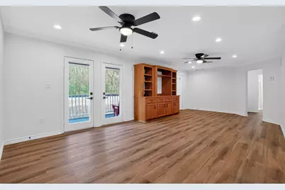 27 Deerfield Road, Huntsville, TX 77340 - Photo 18