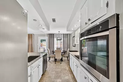 9402 Meadowcroft Drive, Houston, TX 77063 - Photo 20