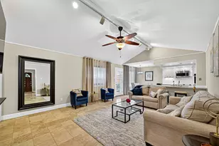 9402 Meadowcroft Dr, Houston, TX 77063 - Photo 10