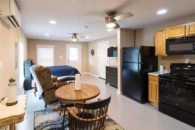 511 Commerce Street, Palacios, TX 77465 - Photo 18