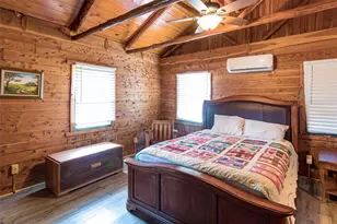 511 Commerce St, Palacios, TX 77465 - Photo 10