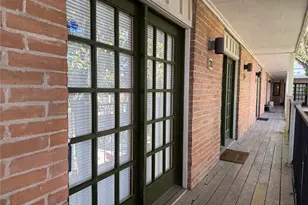 1801 Cortlandt St, Houston, TX 77008 - Photo 2