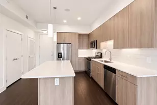 3120 Smith St, Houston, TX 77006 - Photo 2