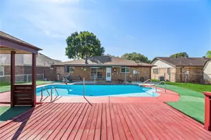 3803 Karen Ln, Pasadena, TX 77503 - Photo 4