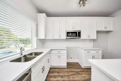 4516 Maggie Street #AB, Houston, TX 77051 - Photo 8