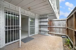 7821 Rue St Cyr St, Houston, TX 77074 - Photo 12
