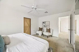 1721 Saxon Dr, Houston, TX 77018 - Photo 16