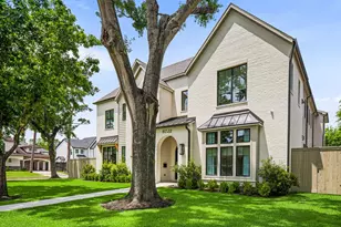 8722 Lupton Ln, Houston, TX 77055 - Photo 2