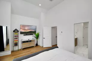 2015 Cochran St, Houston, TX 77009 - Photo 24