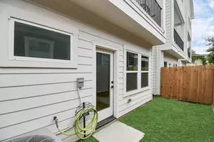 2015 Cochran St, Houston, TX 77009 - Photo 36