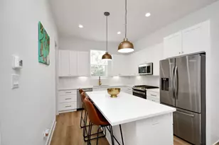 2015 Cochran St, Houston, TX 77009 - Photo 16