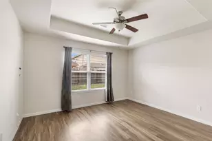 10335 White Fir Villa Ave, Houston, TX 77044 - Photo 12
