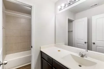 10335 White Fir Villa Avenue, Houston, TX 77044 - Photo 18