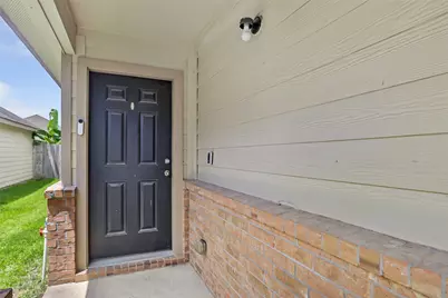 10335 White Fir Villa Avenue, Houston, TX 77044 - Photo 2