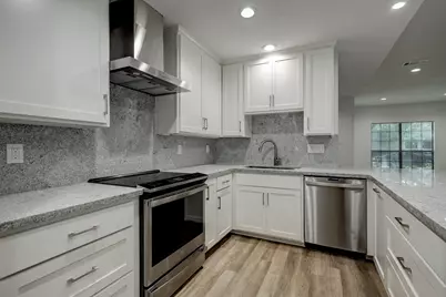 6725 Belmont Street, West University Place, TX 77005 - Photo 10