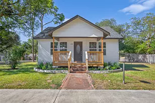 1418 Carlisle St, Rosenberg, TX 77471 - Photo 1