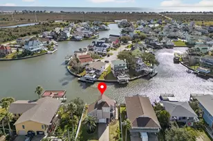 12725 E Conquistador Dr, Galveston, TX 77554 - Photo 6