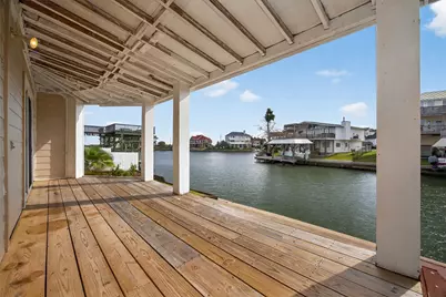 12725 E Conquistador Drive, Galveston, TX 77554 - Photo 36