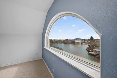 12725 E Conquistador Drive, Galveston, TX 77554 - Photo 28