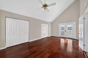 12725 E Conquistador Dr, Galveston, TX 77554 - Photo 18