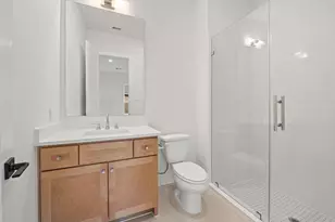 10418 Brinwood Dr, Houston, TX 77043 - Photo 16