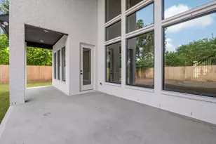 10418 Brinwood Dr, Houston, TX 77043 - Photo 20