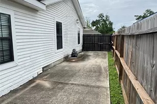 221 Hyta St, Houston, TX 77018 - Photo 30