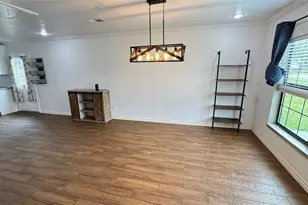 221 Hyta St, Houston, TX 77018 - Photo 8