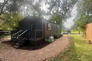 5425 County Rd 961, Brazoria, TX 77422 - Photo 2