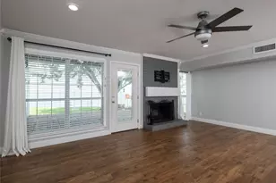 100 Edgewater Dr, Livingston, TX 77351 - Photo 14