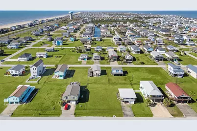4208 Hardin Drive, Galveston, TX 77554 - Photo 4