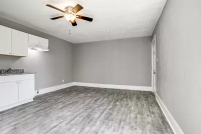 810 Maltby Street #2, Houston, TX 77011 - Photo 10