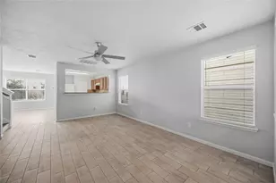254 Silky Leaf Dr, Houston, TX 77073 - Photo 4