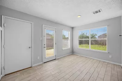 254 Silky Leaf Drive, Houston, TX 77073 - Photo 10