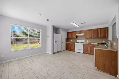 254 Silky Leaf Drive, Houston, TX 77073 - Photo 6
