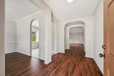3105 W Trail Drive, Pearland, TX 77584 - Photo 2