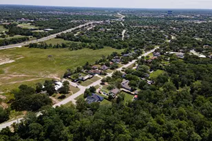 3928 Green Valley Dr, Bryan, TX 77802 - Photo 48