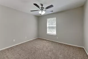 3143 Rainpark Ln, Katy, TX 77449 - Photo 16