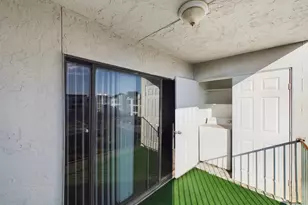 2824 S Bartell Dr, Houston, TX 77054 - Photo 12