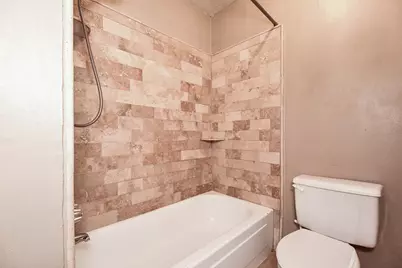 10910 Sagevale Lane, Houston, TX 77089 - Photo 20