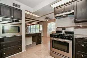 10910 Sagevale Ln, Houston, TX 77089 - Photo 14