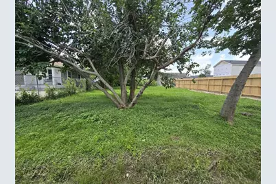 981 Fillmore Street, Houston, TX 77029 - Photo 1